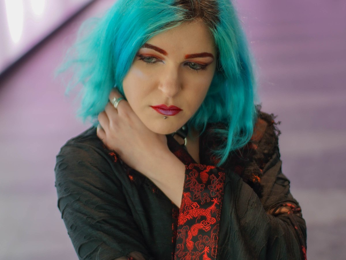 Splitting Image – 2: Black